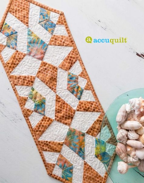 GO! Sand Spider Mini Table Runner - free quilt pattern