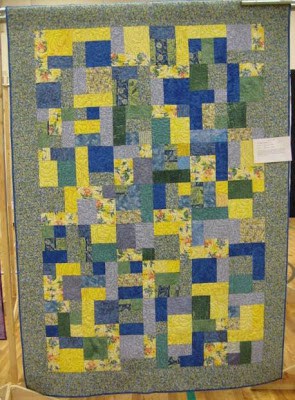 Yellow Brick Road Quilt Block - Free Quilt Tutorial by All Things Quilty