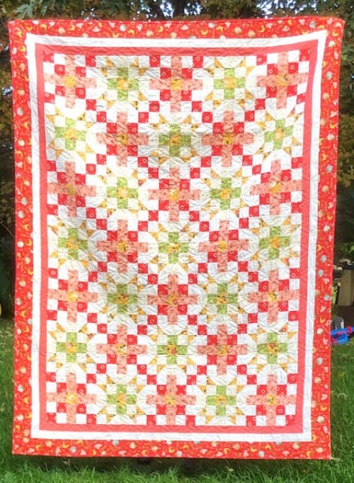 free printable quilt pattern - Le Chandelier Quilt by Jessica Dayon for Fort Worth Fabric Studio