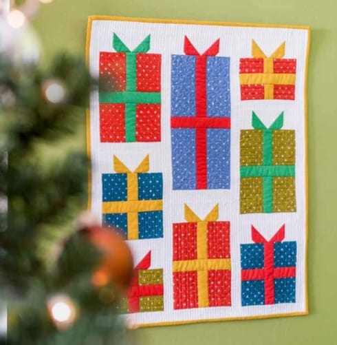 Nice Packing Wall Hanging Quilt - Free Quilt Pattern