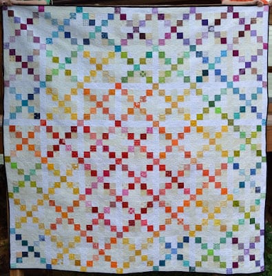 free quilt tutorial - Super Scrappy Single Irish Chain Quilt Pattern by Melissa Corry from Happy Quilting Melissa