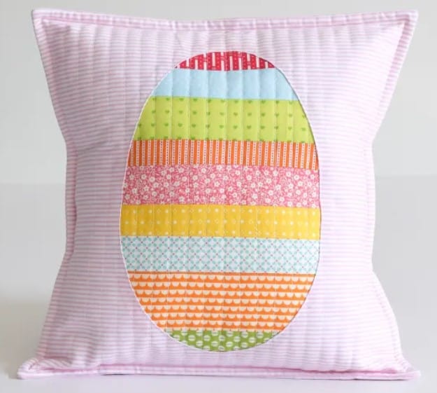 Easy Easter Pillow pattern