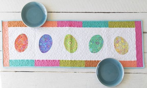 Easter-Egg-Table-Runner_