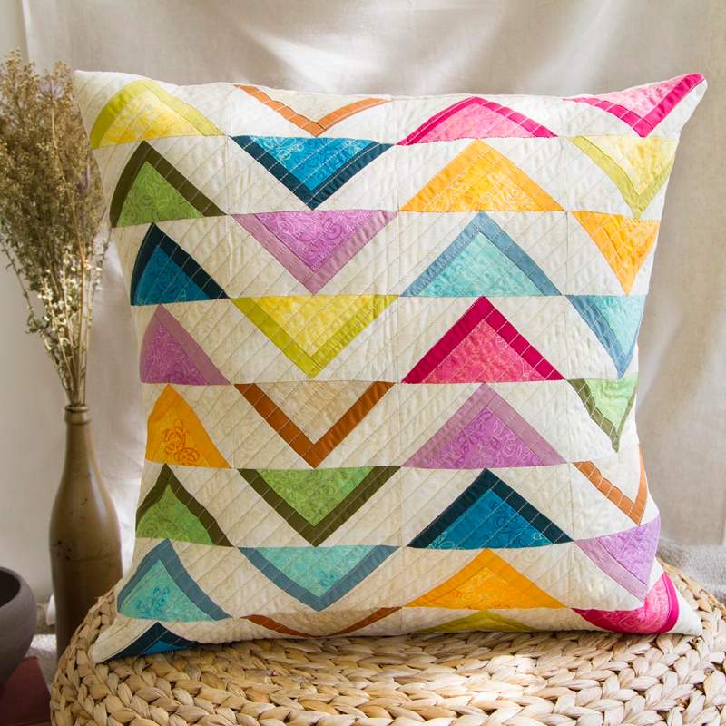 Summery Pillow - Free Quilt Pattern
