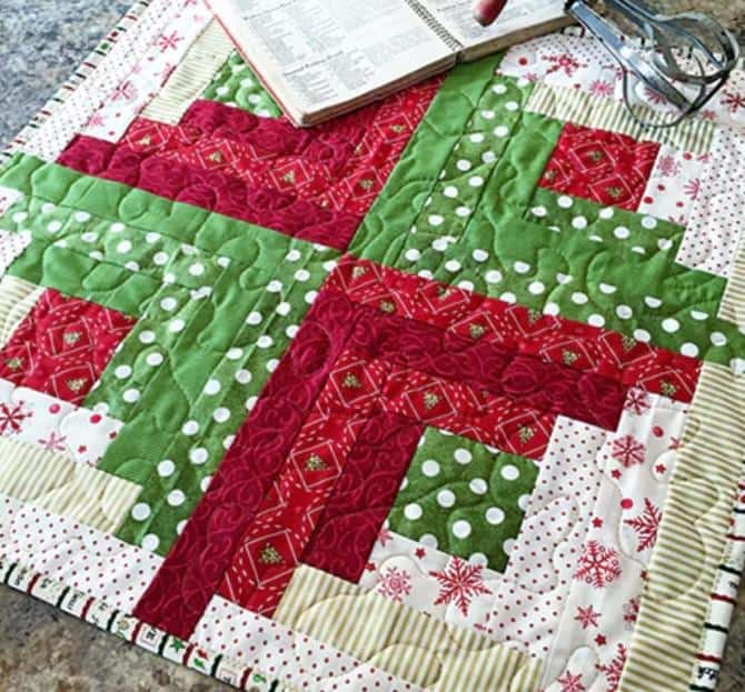 Sew Merry Log Cabin Quilt - Free Quilt Pattern