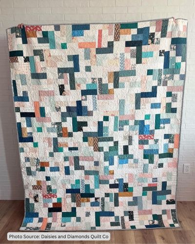 Scrap Quilt Pattern Idea from Daisies and Diamonds Quilt Co