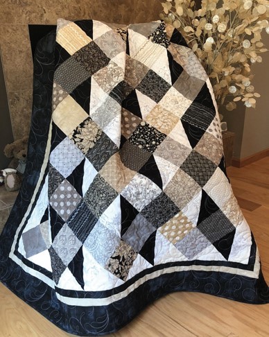 Simply Serene Quilt Pattern by Diana Beaubien