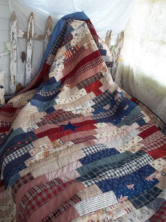 Scrappy Patriotic Quilt - free quilt pattern_