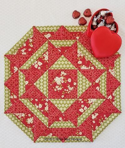 Candy Apple Table Topper Quilt Pattern - etsy