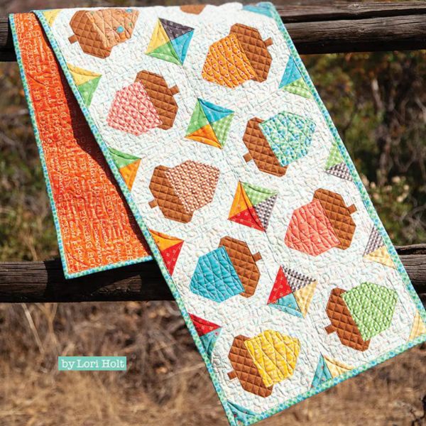 Acorn Love Table Runner Quilt Pattern - etsy