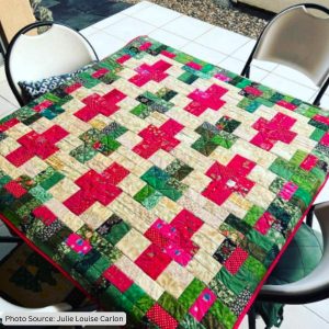 Top 10 Free Christmas Table Topper Quilt Patterns (+7 Bonus Patterns ...