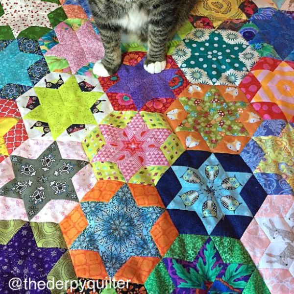 Hexagon Star Quilt Idea from The Derpy Quilter