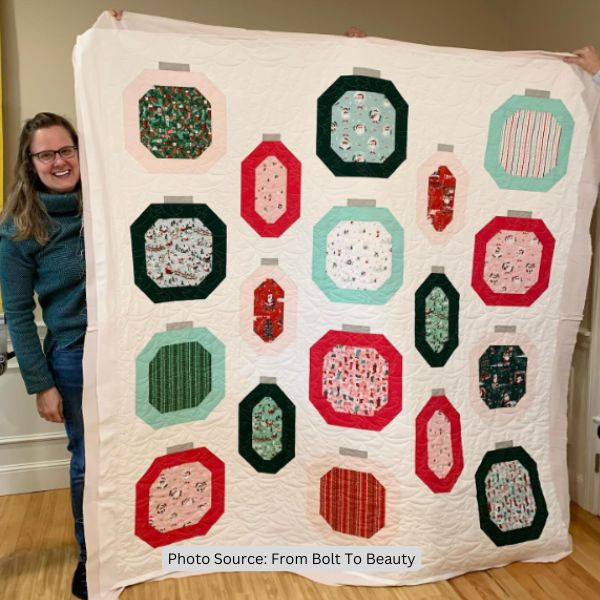 Bauble Quilt Idea from From Bolt To Beauty
