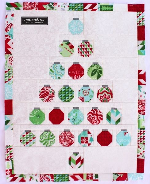 Christmas Baubles - free quilt pattern