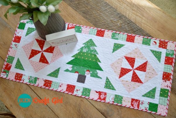 Peppermint Forest Table Runner - free quilt pattern