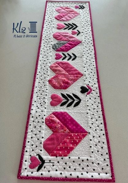 Field of Hearts Table Runner Quilt Pattern - etsy