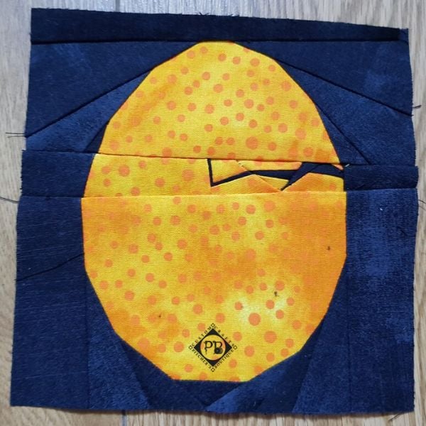 Cracked Egg Shell FPP Quilt Block Pattern - etsy