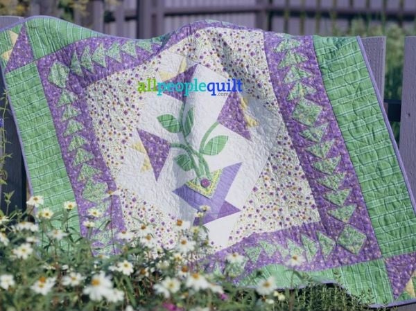 Pocketful Of Posies - free quilt pattern