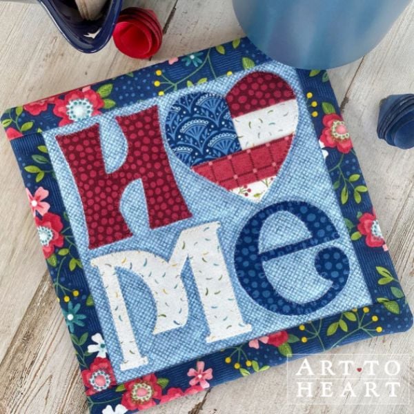 Fourth Of July Mug Rug Quilt Idea from Art to Heart