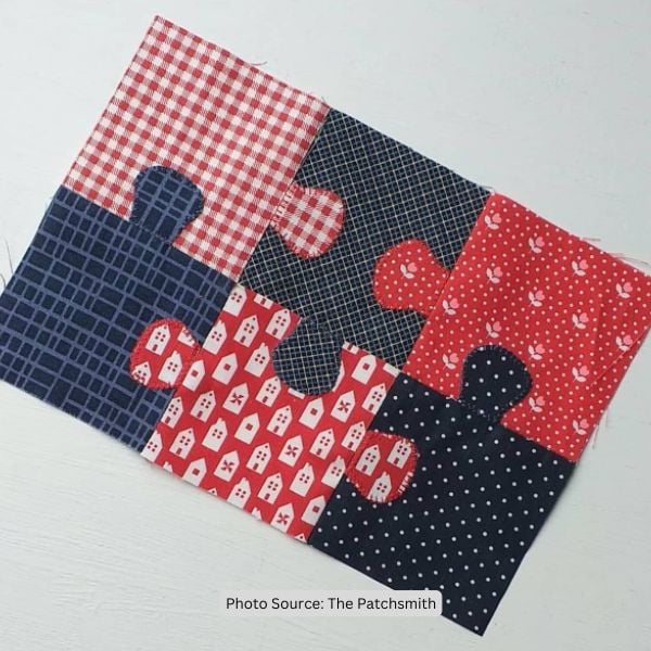 Fourth Of July Mug Rug Quilt Idea from The Patchsmith