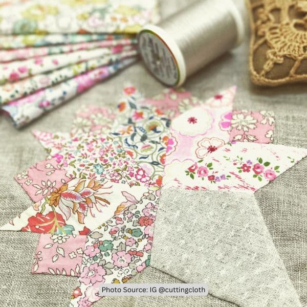 Bridal Bouquet Quilt Idea from cuttingcloth