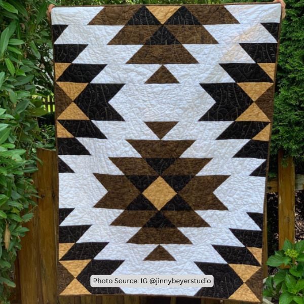 Earth Tone Quilt Idea from jinnybeyerstudio