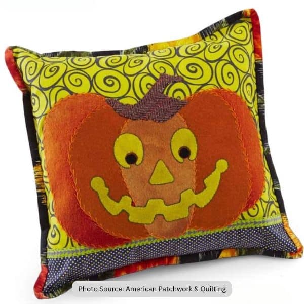 Happy Pumpkin Pillow Quilt Pattern - free quilt pattern