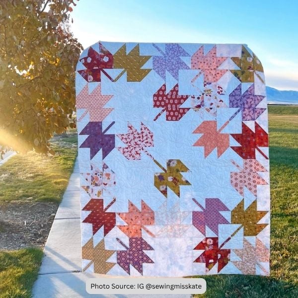 Maple Leaf Quilt Idea from IG sewingmisskate