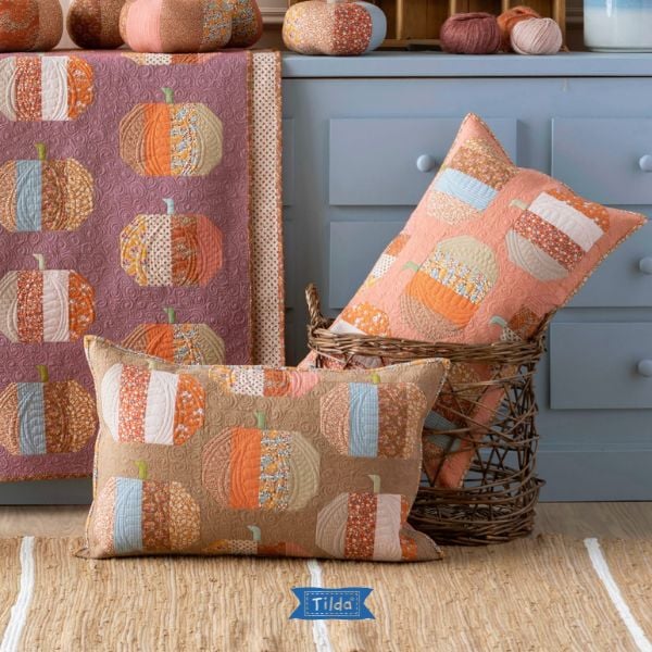 Pumpkin Memories Pillow Quilt Pattern - free quilt pattern