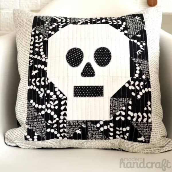 Quilted Skull Pillow Pattern - free quilt pattern