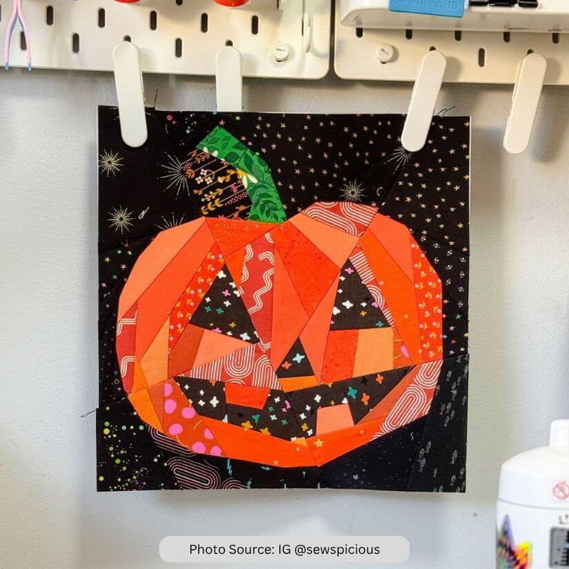 Pumpkin Mini Quilt Idea from IG sewspicious