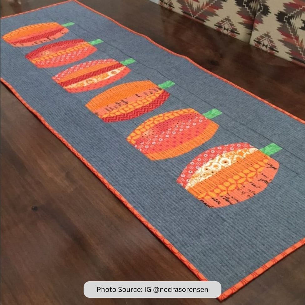 Pumpkin Table Runner Quilt Idea from IG nedrasorensen 