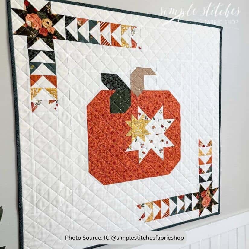 Pumpkin Wall Hanging Quilt Idea from IG simplestitchesfabricshop