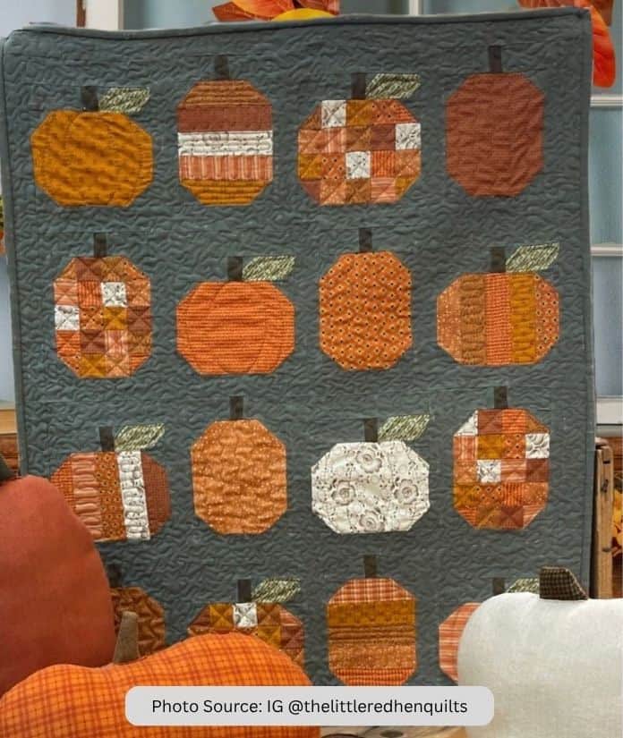 Pumpkin Wall Hanging Quilt Idea from IG thelittleredhenquilts