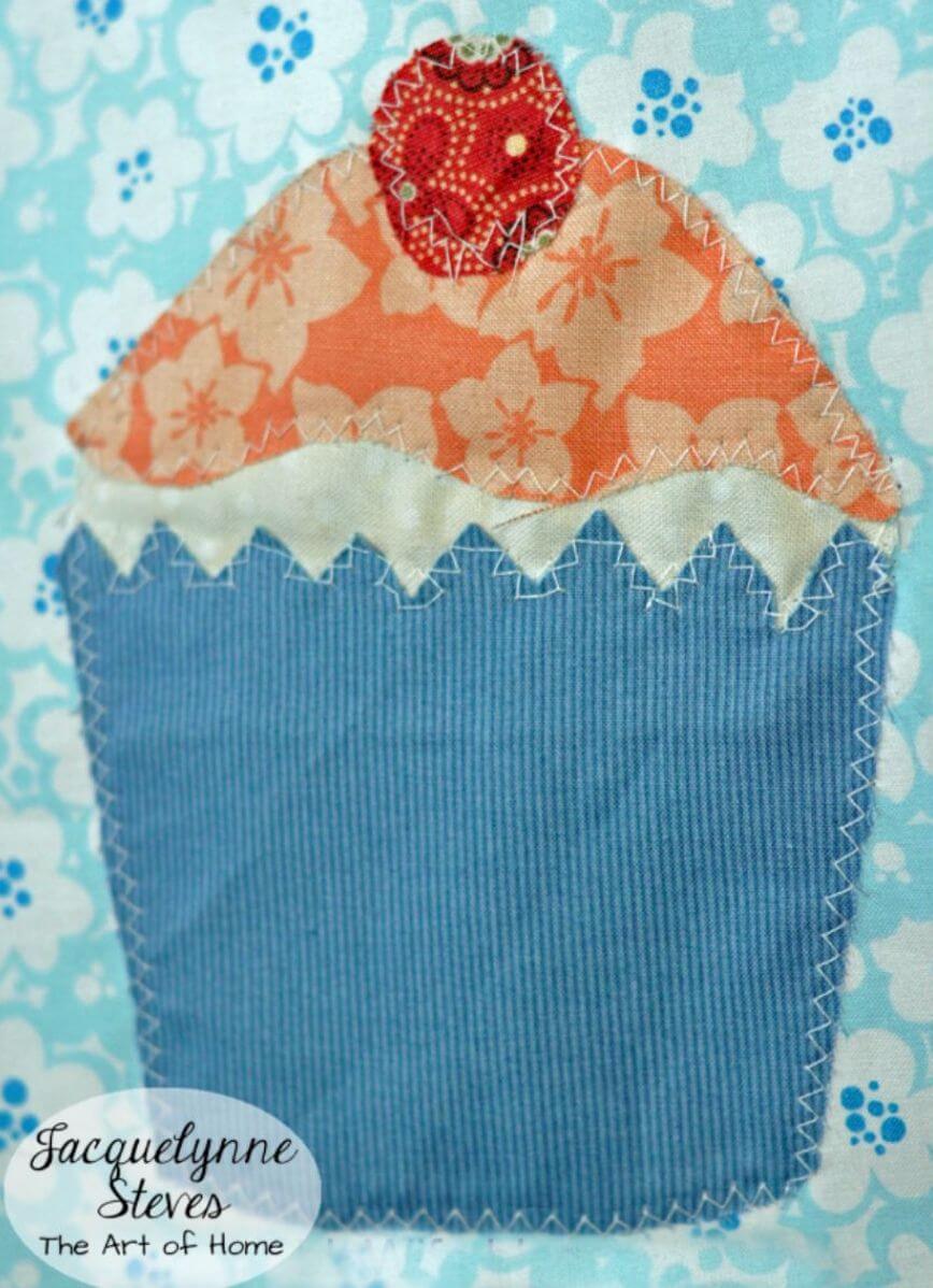 Cupcake Applique Quilt Pattern - free quilt pattern